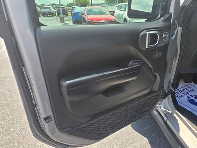 2021 Jeep Gladiator Willys