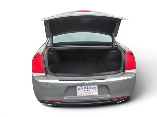 2019 Chrysler 300 Touring
