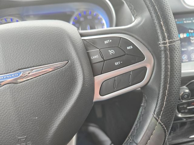 2019 Chrysler 300 Touring