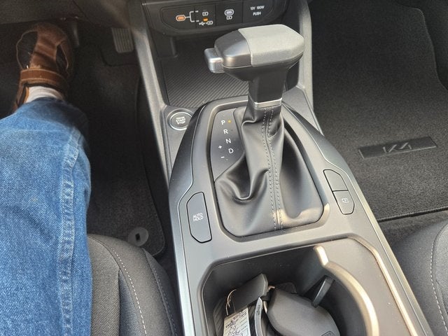 2025 Kia K4 LX