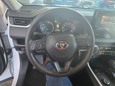 2022 Toyota RAV4 Hybrid LE