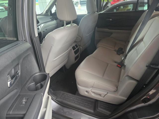 2021 Honda Pilot EX-L - Photo 18