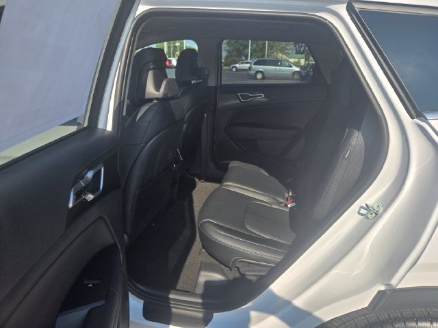 2027 Kia Sportage EX