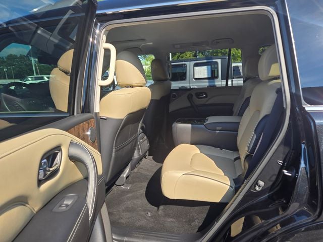 2024 INFINITI QX80 Premium Select
