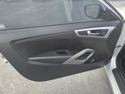 2016 Hyundai Veloster Base