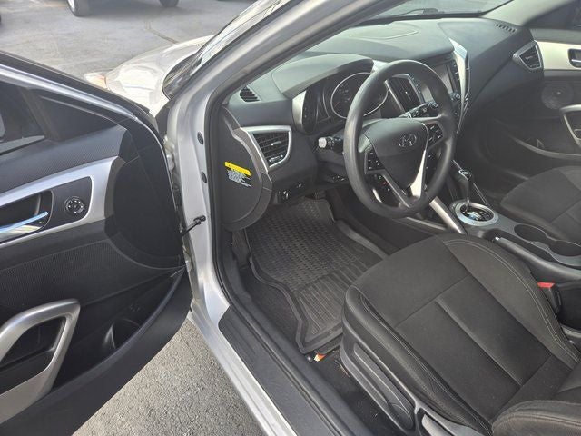 2016 Hyundai Veloster Base