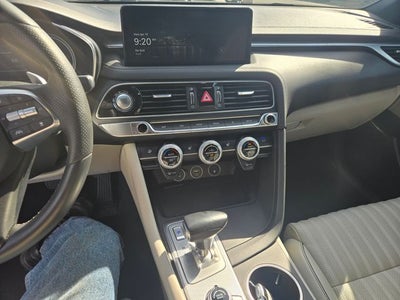 2022 Genesis G70 2.0T