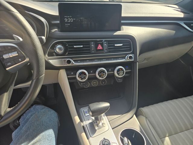 2022 Genesis G70 2.0T