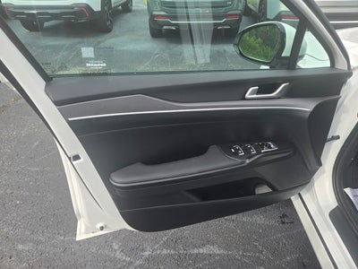 2026 Kia K5 LXS