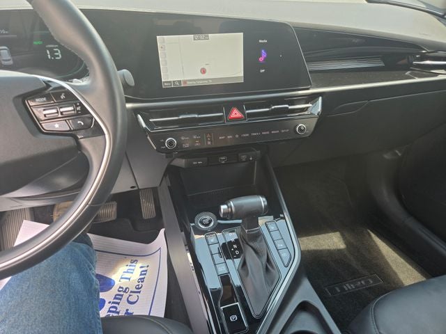 2023 Kia Niro EX