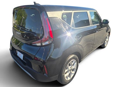 2025 Kia Soul Base