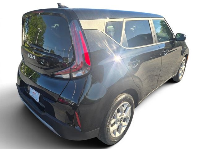 2025 Kia Soul Base