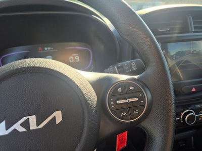 2025 Kia Soul Base