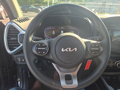 2025 Kia Soul Base
