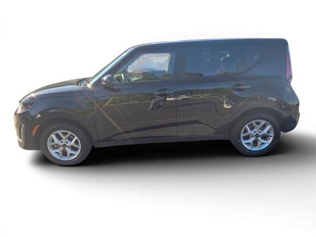 2025 Kia Soul Base