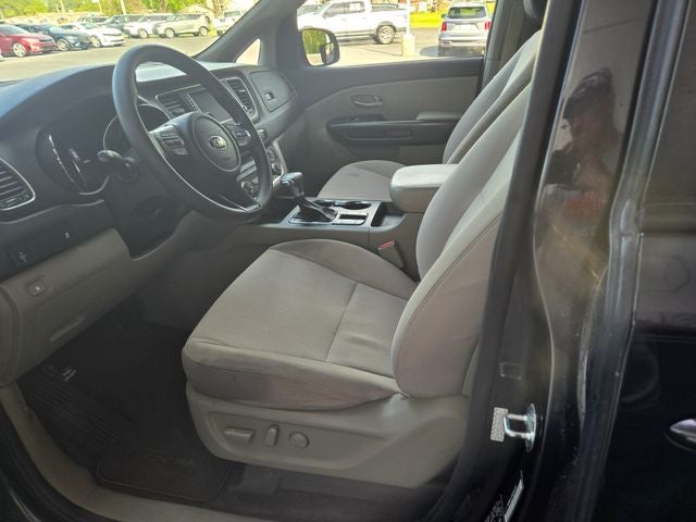 2021 Kia Sedona LX