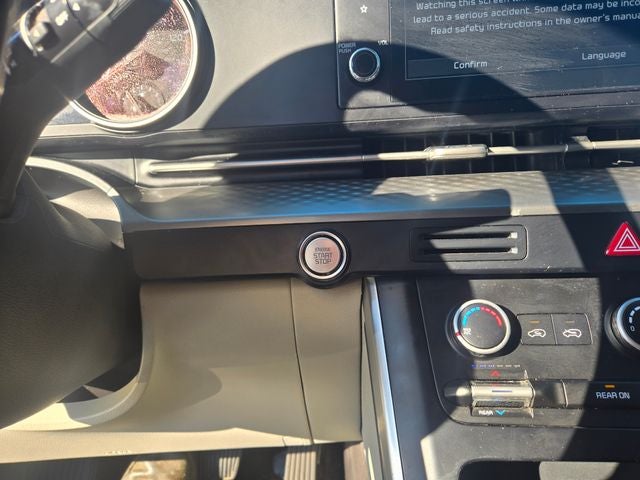 2022 Kia Carnival LXS