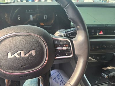2025 Kia Carnival LXS