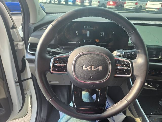 2025 Kia Carnival LXS