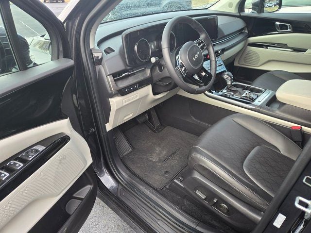 2024 Kia Carnival EX