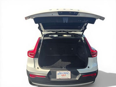 2020 Volvo XC40 Momentum