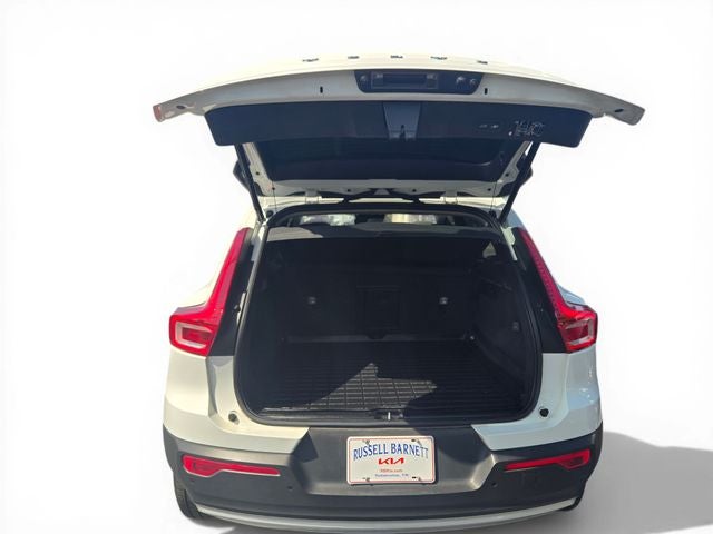 2020 Volvo XC40 Momentum